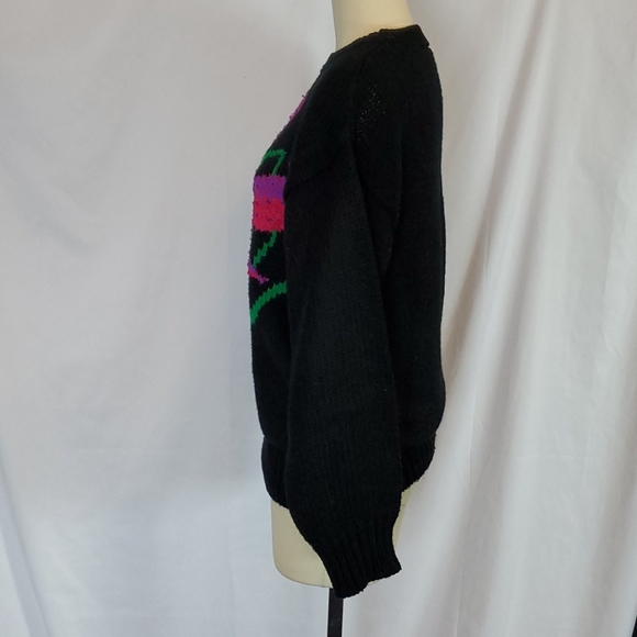 Uno & Una 90s Y2K, S, Vtg black sweater w/flower - Picture 3 of 8
